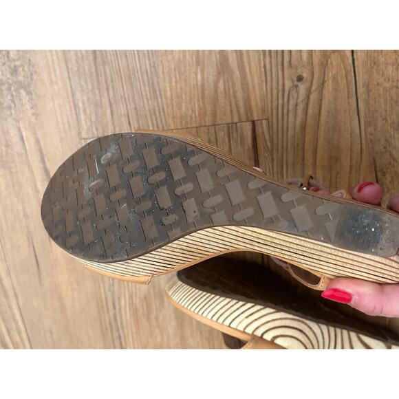 Preloved-Diane Von Furstenberg- platform wood wedges-7.5 - Picture 5 of 9